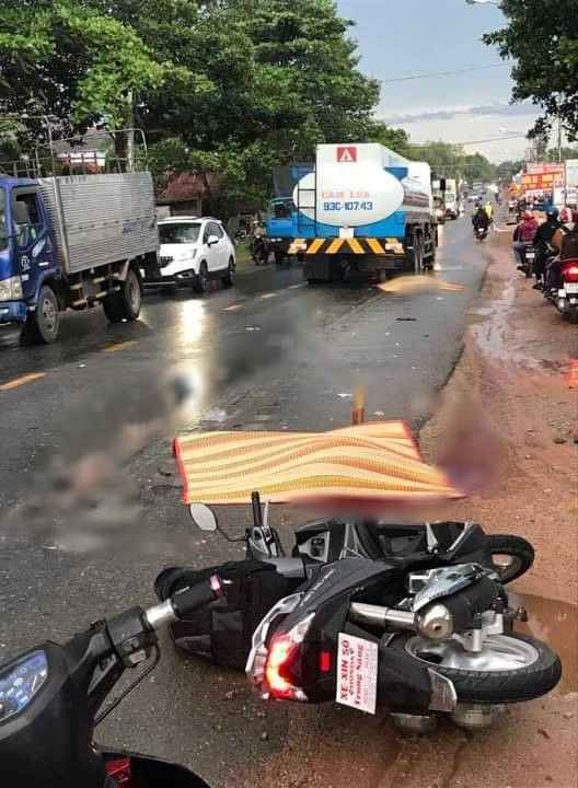 Mua xe máy chưa kịp lấy biển số, 2 vợ chồng va chạm với xe bồn tử vong thương tâm