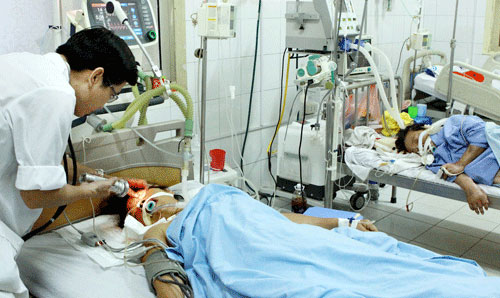 Điều chỉnh giá hơn 1.900 dịch vụ y tế: Người nghèo bớt lo