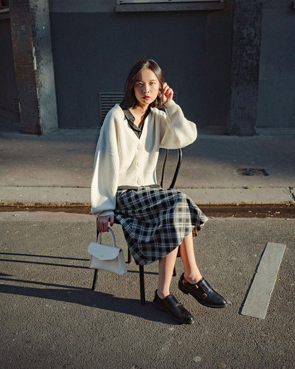 10 công thức diện đồ không áo khoác dành cho nàng công sở thường xuyên ngồi văn phòng