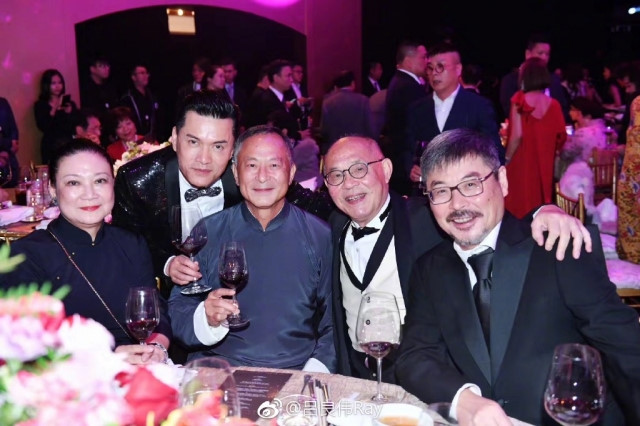 Tiệc sinh nhật của trùm xã hội đen quy tụ dàn sao lớn Hong Kong