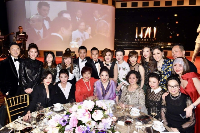 Tiệc sinh nhật của trùm xã hội đen quy tụ dàn sao lớn Hong Kong