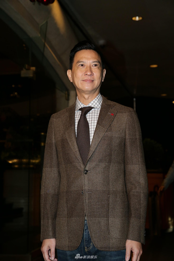 Tiệc sinh nhật của trùm xã hội đen quy tụ dàn sao lớn Hong Kong