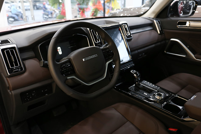 Chi tiết SUV từ TQ giống Range Rover giá 658 triệu đồng ở VN