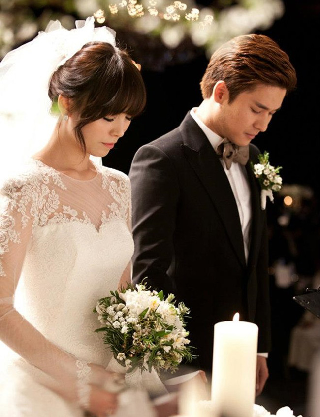 Bàn với chồng bán nhà để lấy tiền chữa bệnh cho mẹ đẻ, tôi nhận được cái lắc đầu kèm chuỗi ngày như địa ngục