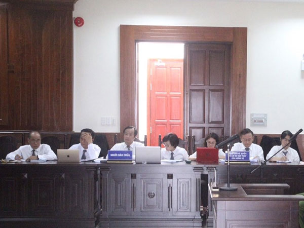 Vụ Phạm Công Danh: Tiền thu hồi có phải là vật chứng vụ án?