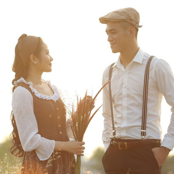 Gia thế giàu có, nhan sắc khả ái của bạn gái cầu thủ Tiến Linh - cơn gió lạ trong đội tuyển Việt Nam