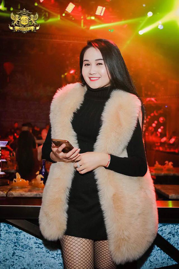 Gia thế giàu có, nhan sắc khả ái của bạn gái cầu thủ Tiến Linh - cơn gió lạ trong đội tuyển Việt Nam