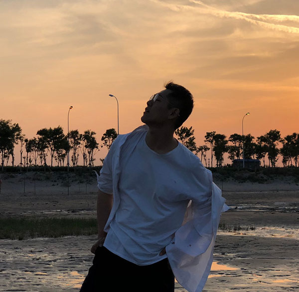 Màn debut cực mạnh nhờ giảm 15kg: Từ ông chú béo ú thành tiểu thịt tươi thần thái ngút trời!