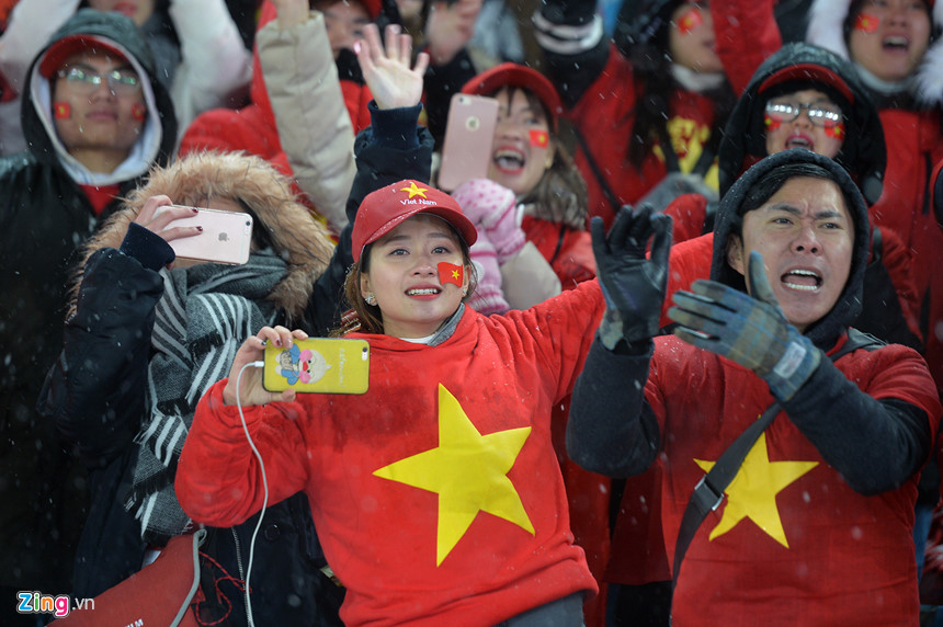 Nhìn lại một năm đỉnh cao của bóng đá Việt Nam