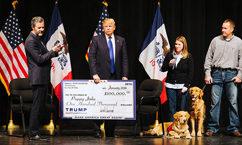 Trump đóng cửa quỹ từ thiện riêng do cáo buộc hoạt động bất chính