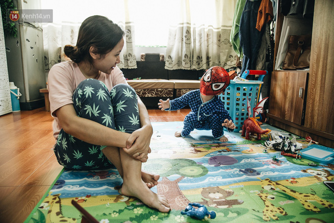 Việt Nam vô địch rồi Tom ơi, giờ con hãy tiếp tục cuộc chiến của riêng mình nhé!