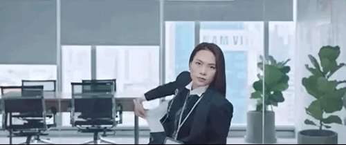 Xem xong trailer Chị Trợ Lý Của Anh, fan hoang mang không biết Mỹ Tâm và Mai Tài Phến ai mới là trợ lý?