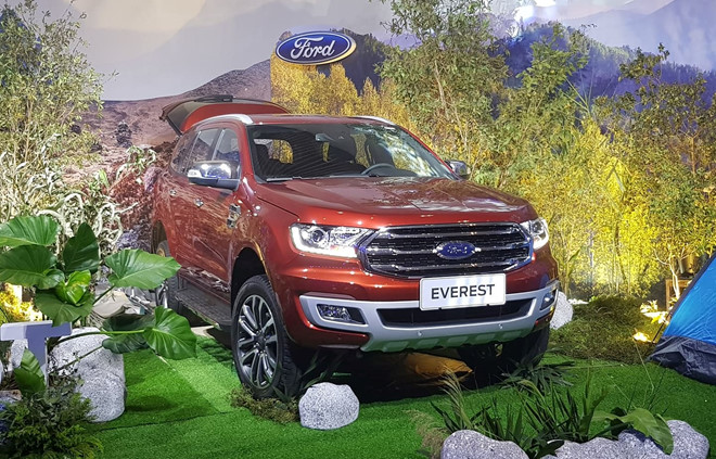 Những mẫu SUV 7 chỗ nặng ký chờ đón tân binh Nissan Terra