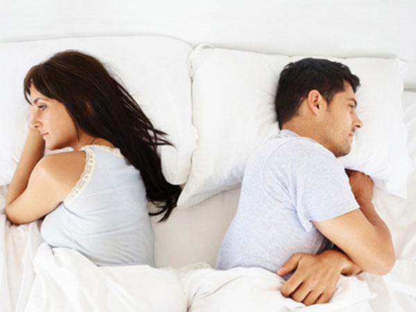 Tôi bất mãn khi biết sự thật trong chuyện chăn gối của vợ