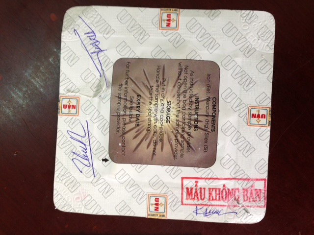 Cảnh sát bắt người đàn ông lừa bán ‘đá thiên thạch’ 1 triệu USD