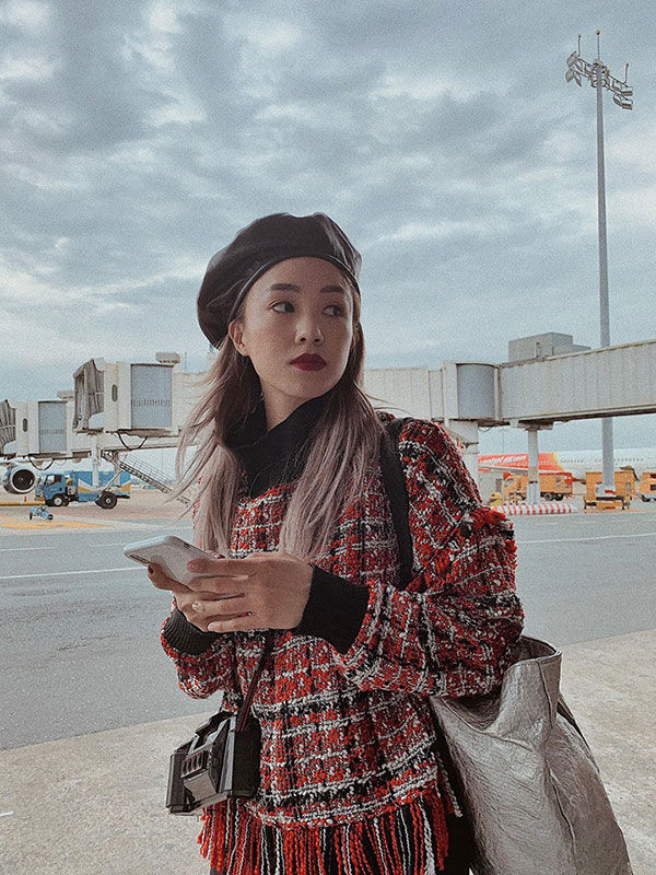 Cạch nhau là thế, bỗng nhiên Ninh Dương Lan Ngọc và Angela Phương Trinh lại có điểm chung lạ kỳ trong street style