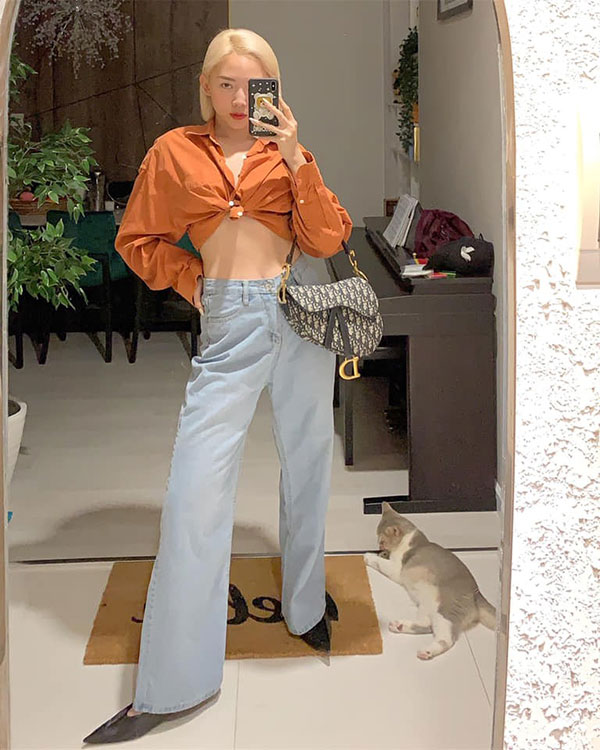 Cạch nhau là thế, bỗng nhiên Ninh Dương Lan Ngọc và Angela Phương Trinh lại có điểm chung lạ kỳ trong street style