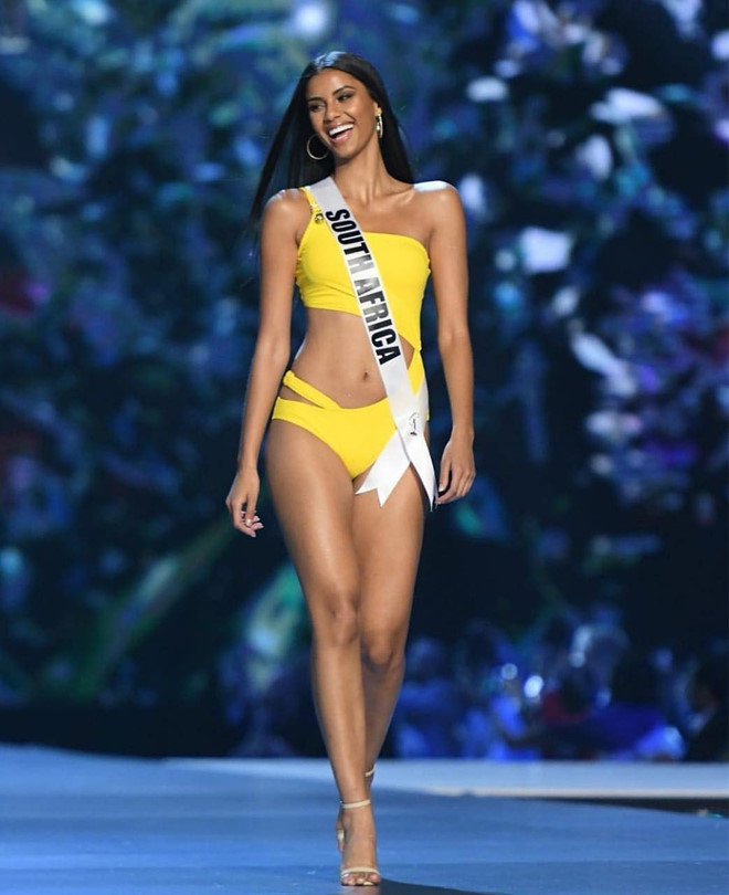 Á hậu 1 Nam Phi có cậu em trai làm người mẫu cao 1,90 m