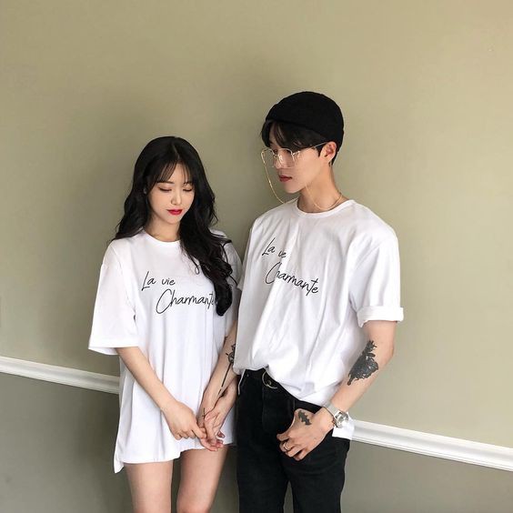 Yêu 2 năm, cô gái vẫn bị đá một cú cực mạnh vì lỡ tay thả Haha vào Facebook mẹ người yêu