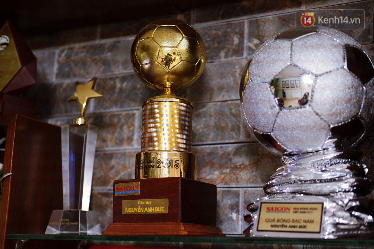 Chuyện tình Anh Đức và cô bán cơm lớn hơn 4 tuổi: Anh giờ bận lắm không thương ai khác được, chỉ thương bà xã với hai đứa nhỏ thôi à!