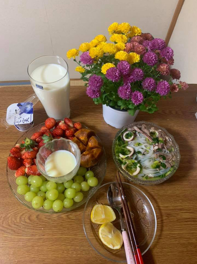 Gái chưa chồng khoe bữa cơm giữ dáng, đẹp da nhưng lại bị cư dân mạng bất ngờ quay lưng vì...không cùng hội