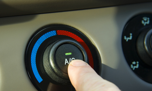 Hai trường hợp nên tắt điều hòa khi lái ôtô