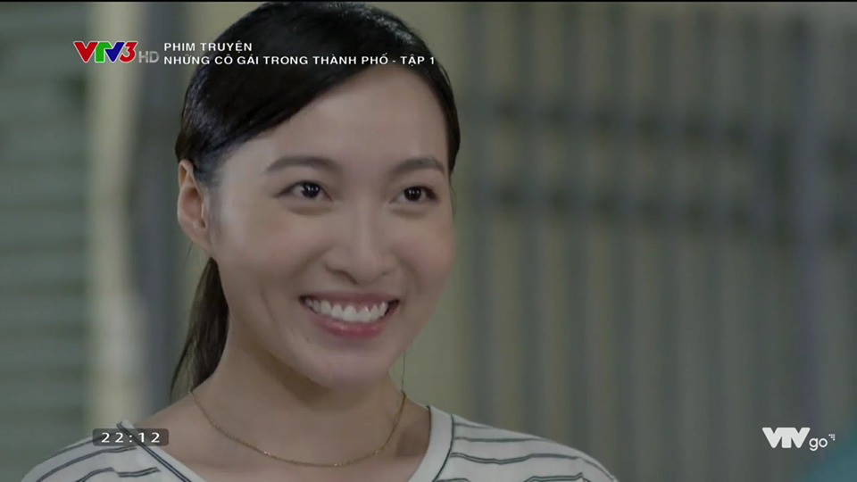 Mới tập 1, Những Cô Gái Trong Thành Phố đã gây hoang mang vì sóng gió bủa vây