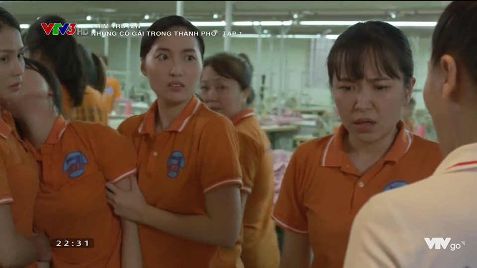 Mới tập 1, Những Cô Gái Trong Thành Phố đã gây hoang mang vì sóng gió bủa vây