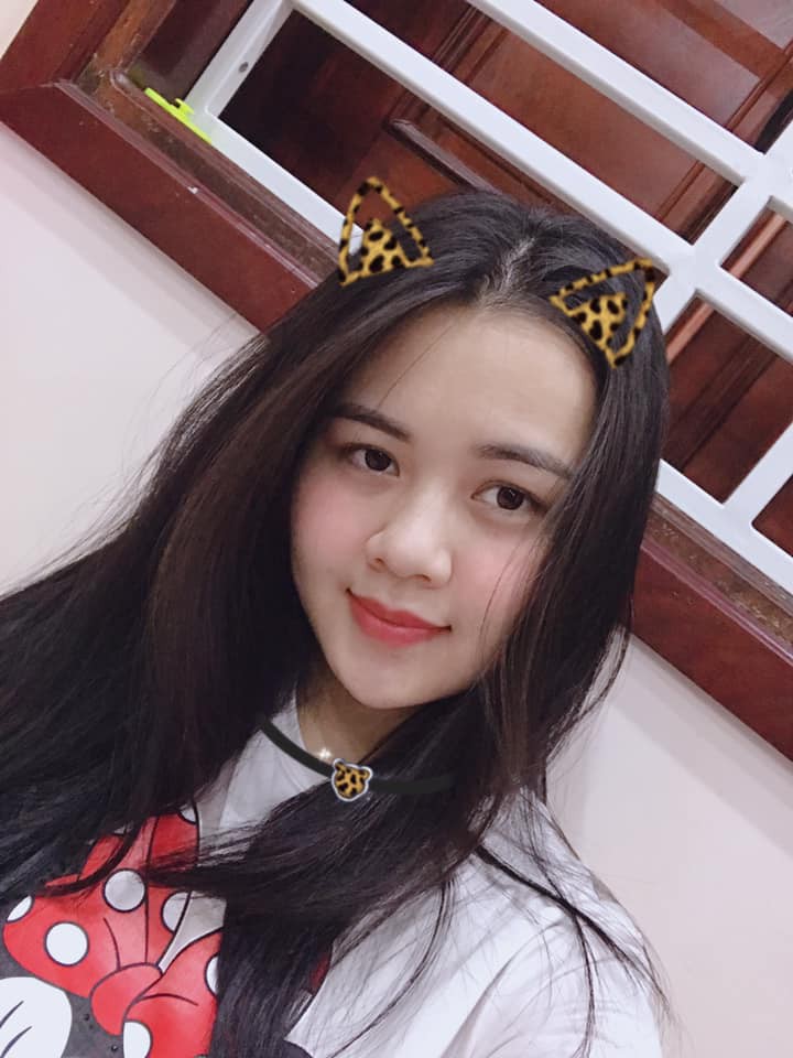 Em bé quyền lực khiến Công Phượng, Xuân Trường tự tay mua bỉm cho, ngắm nhan sắc mẹ bé ai cũng ngây ngất