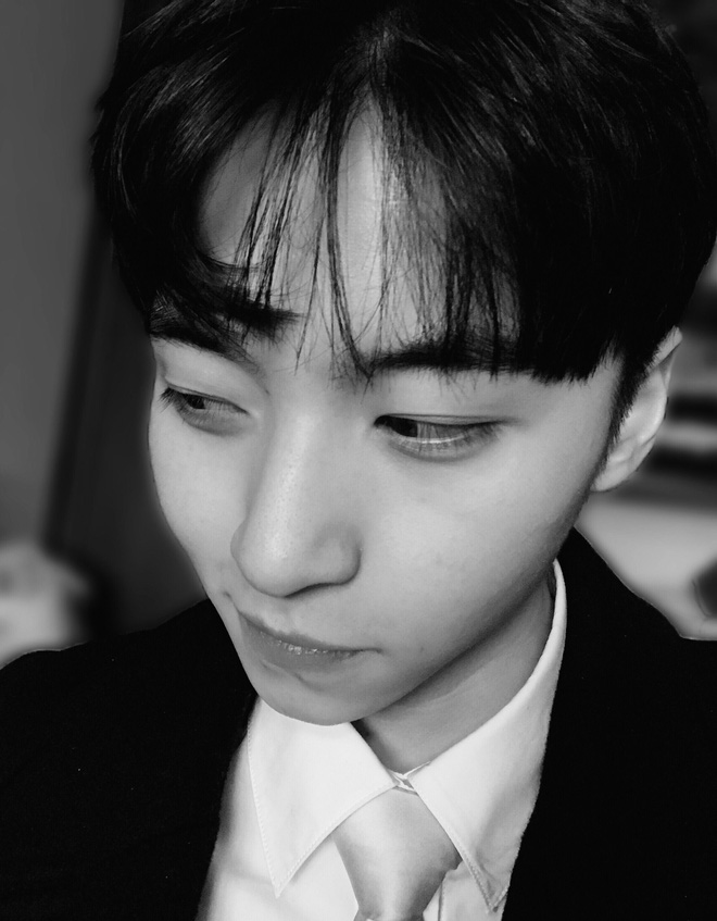 Từng bị bạn trêu đến sợ đi học vì béo, chàng trai giảm 20kg hóa hot boy đầy thu hút