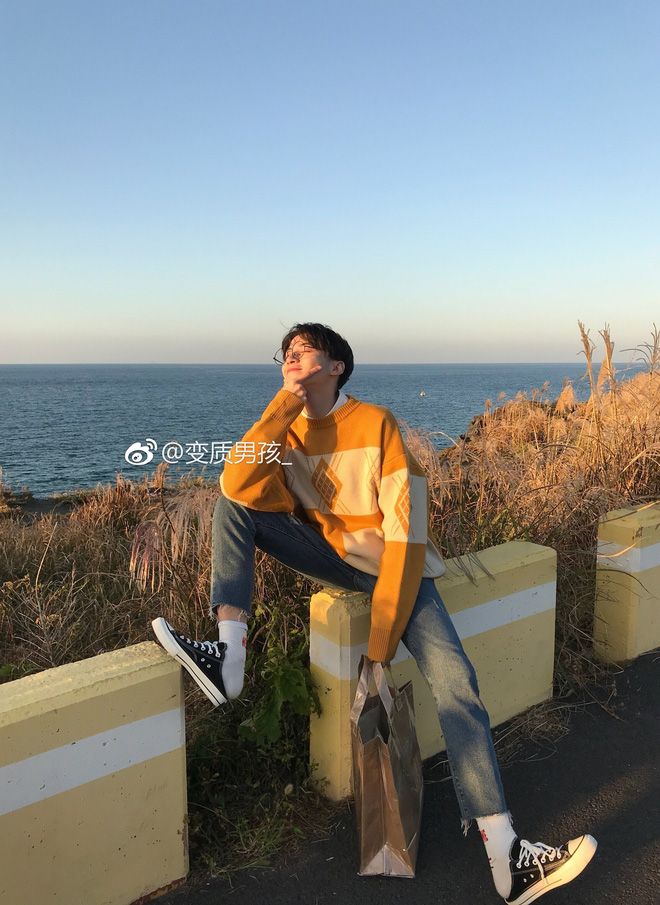 Từng bị bạn trêu đến sợ đi học vì béo, chàng trai giảm 20kg hóa hot boy đầy thu hút