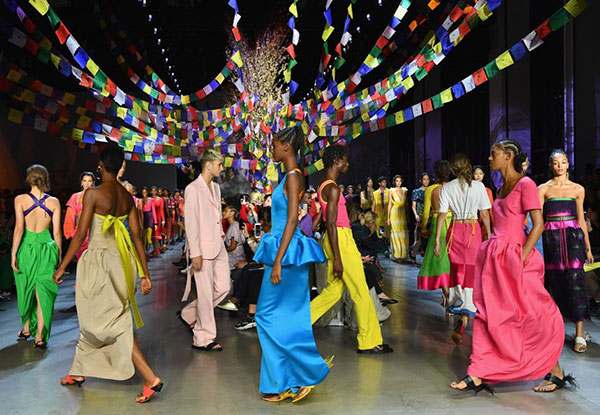 Những khoảnh khắc khó quên của làng thời trang 2018