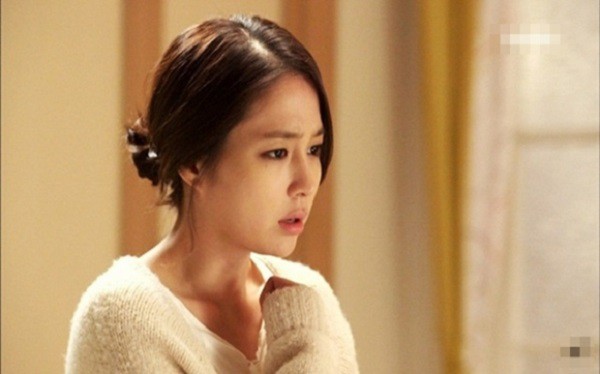 Vợ nuôi chồng chả tiếc điều gì nhưng khi chồng có tiền thì lại làm điều này khiến vợ sốc tận óc