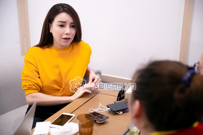 Trà Ngọc Hằng: Khi mang thai, tôi không dám về quê. Tôi hay khóc và cảm thấy mình rất yếu đuối