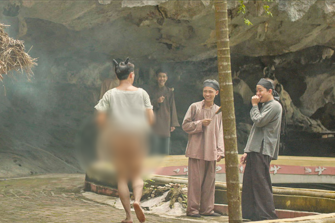 Trấn Thành khoe mông gây sốc trong trailer phim Trạng Quỳnh
