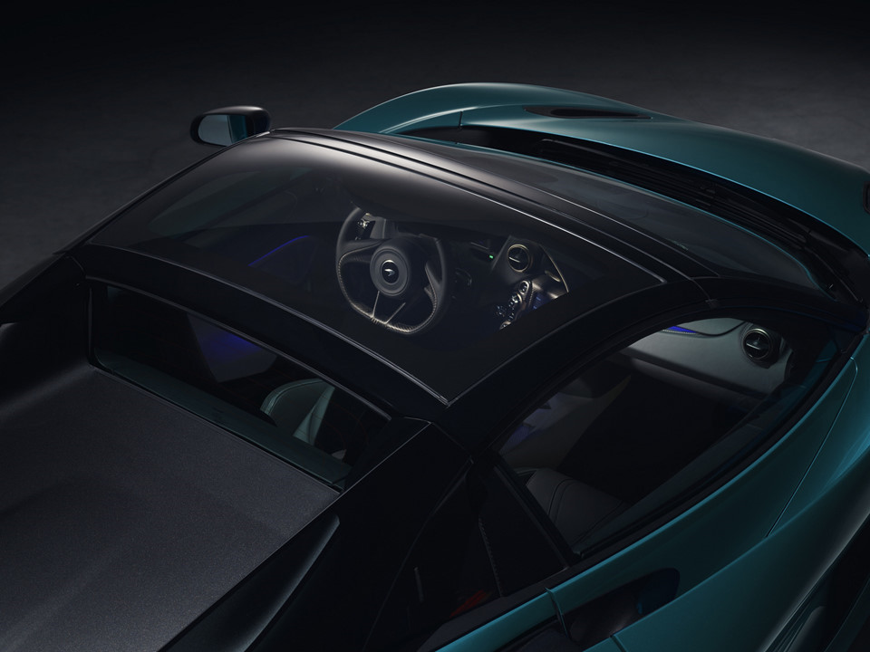 Siêu xe McLaren 720S Spider nâng cấp mới, giá 315.000 USD