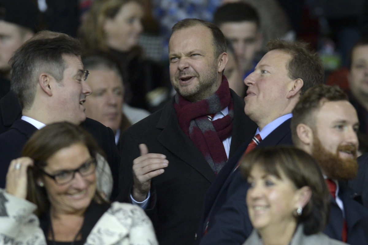 Từ Moyes đến Mourinho: MU là nô lệ của Ed Woodward
