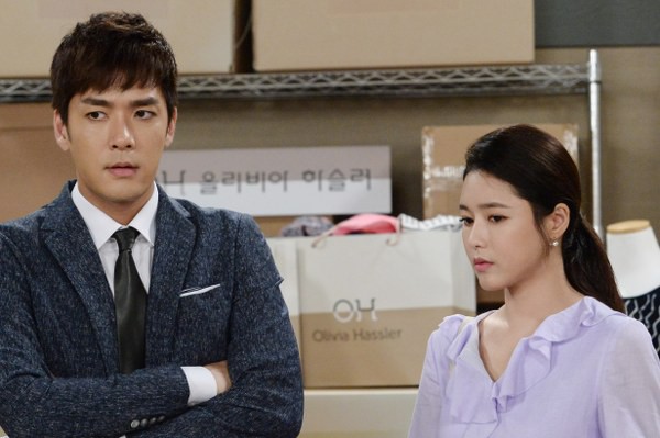 3 năm sau ly hôn, vợ chết điếng khi biết được lý do thật sự khiến chồng năm xưa dứt áo ra đi