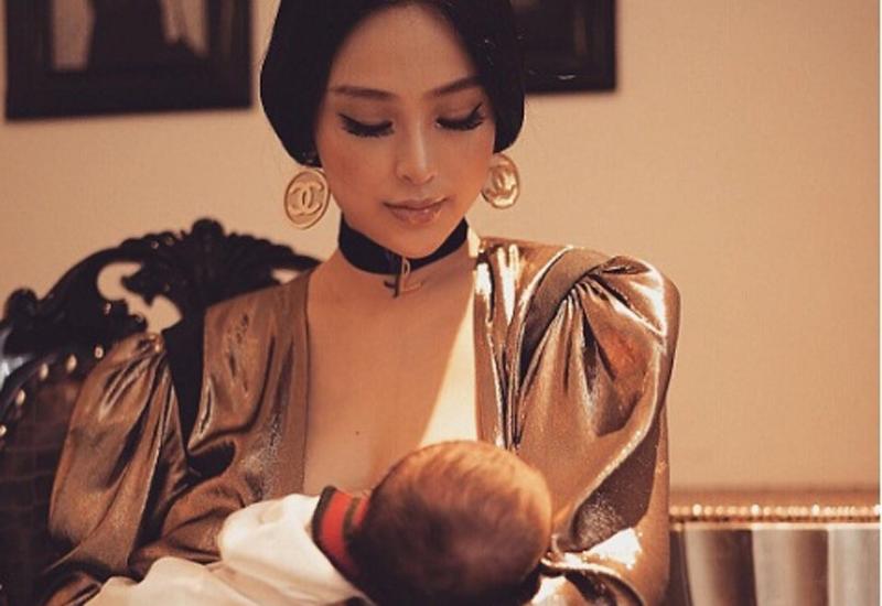 12 mỹ nhân vòng 1 ngoại cỡ vén áo cho con bú đẹp đến nghẹt thở