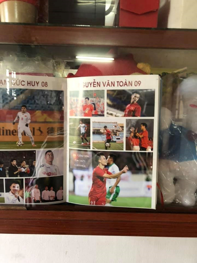 Loạt ảnh bóc phốt tình bạn vừa đáng yêu, vừa...cục súc của bộ đôi Văn Toàn - Đức Huy