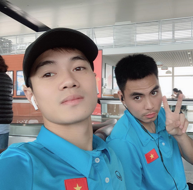 Loạt ảnh bóc phốt tình bạn vừa đáng yêu, vừa...cục súc của bộ đôi Văn Toàn - Đức Huy