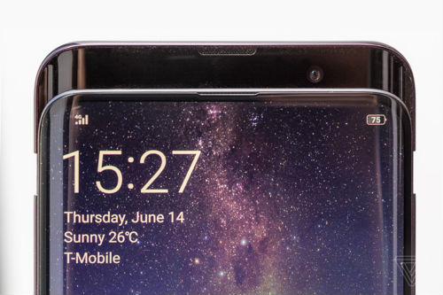 Xu hướng màn hình không tai thỏ trên smartphone 2019