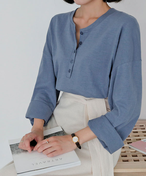 3 mẫu áo mỏng nhẹ, quá hoàn hảo cho tiết trời ai cũng than nóng như mùa hè này