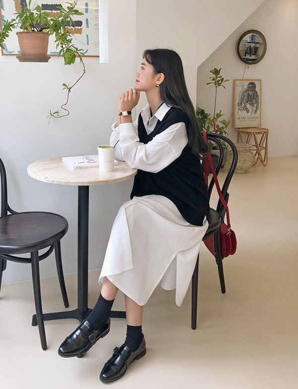 3 mẫu áo mỏng nhẹ, quá hoàn hảo cho tiết trời ai cũng than nóng như mùa hè này