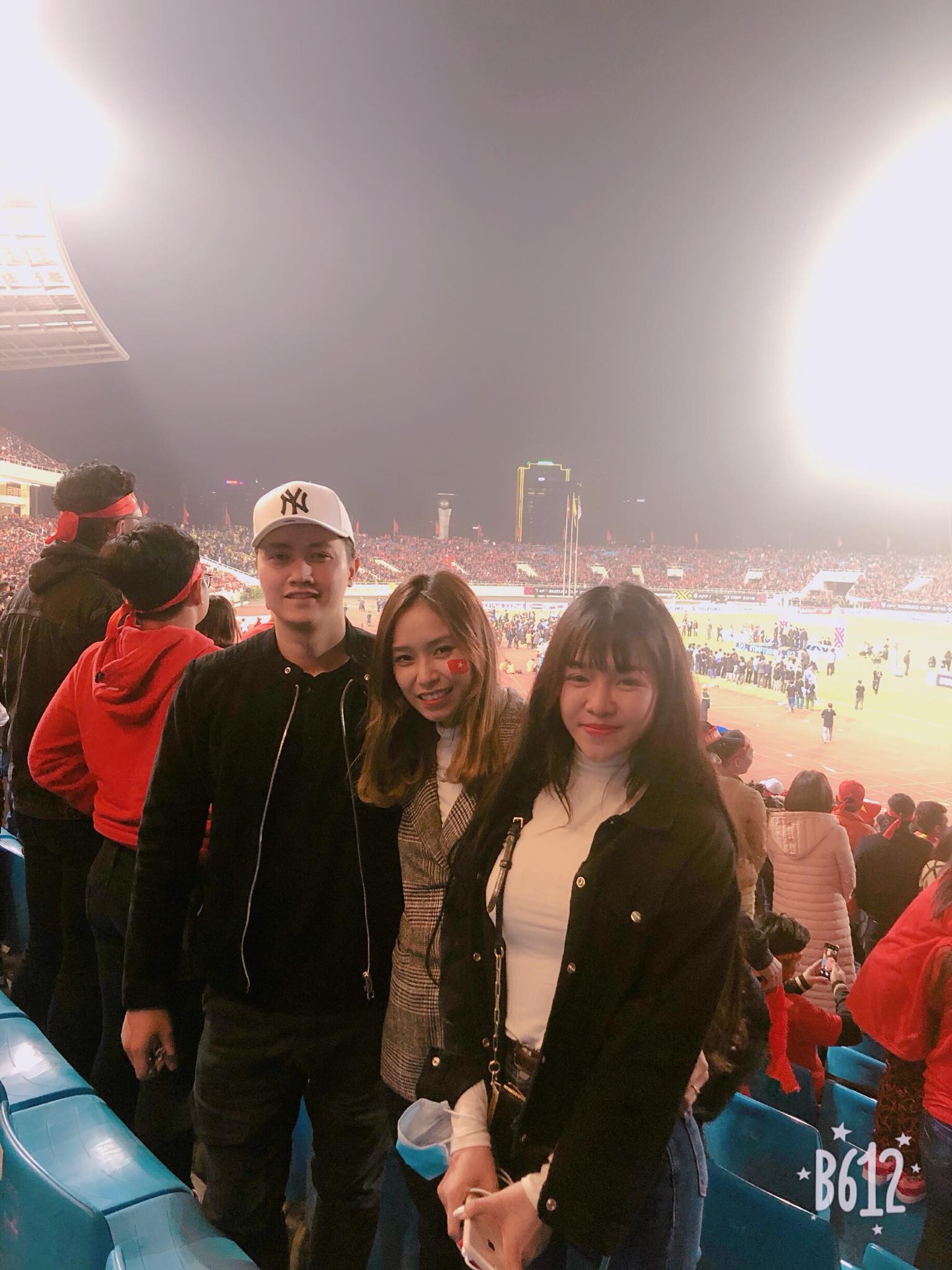 Nóng bỏng vậy mà vẫn bị chê đã xấu còn quê, bạn gái tin đồn của Lâm Tây bất ngờ phản pháo cực gắt