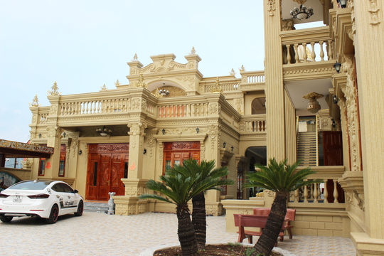 Sự thật về gia chủ và căn biệt thự dát toàn vàng ở Bà Rịa - Vũng Tàu