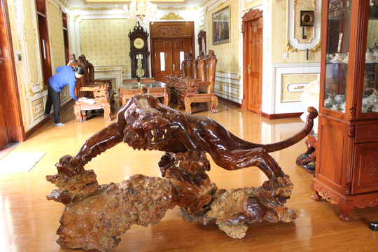 Sự thật về gia chủ và căn biệt thự dát toàn vàng ở Bà Rịa - Vũng Tàu