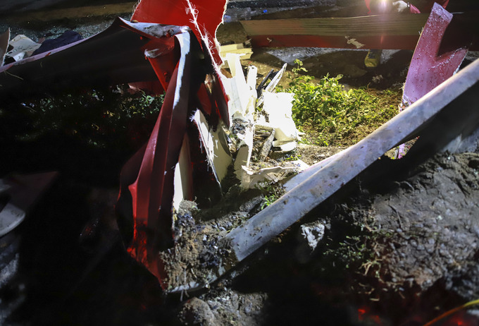 Hiện trường vụ xe bồn bốc cháy khi lao xuống vực Hải Vân