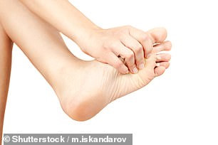 Đôi bàn chân tiết lộ gì về sức khỏe của bạn?