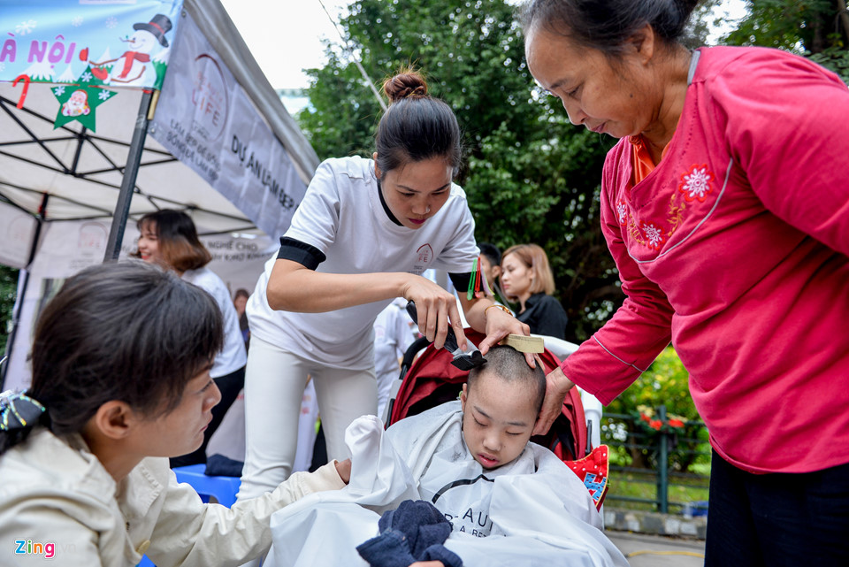 Giáng sinh của những em bé trong bệnh viện